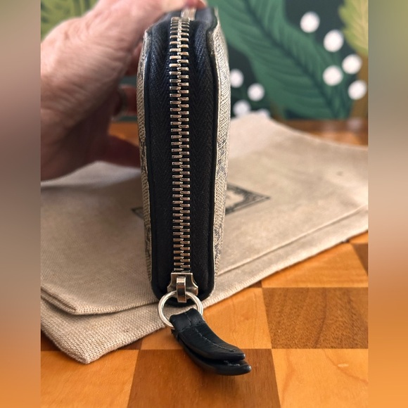 GUCCI Zip Around Wallet Printed GG Supreme Tiger - Picture 11 of 11